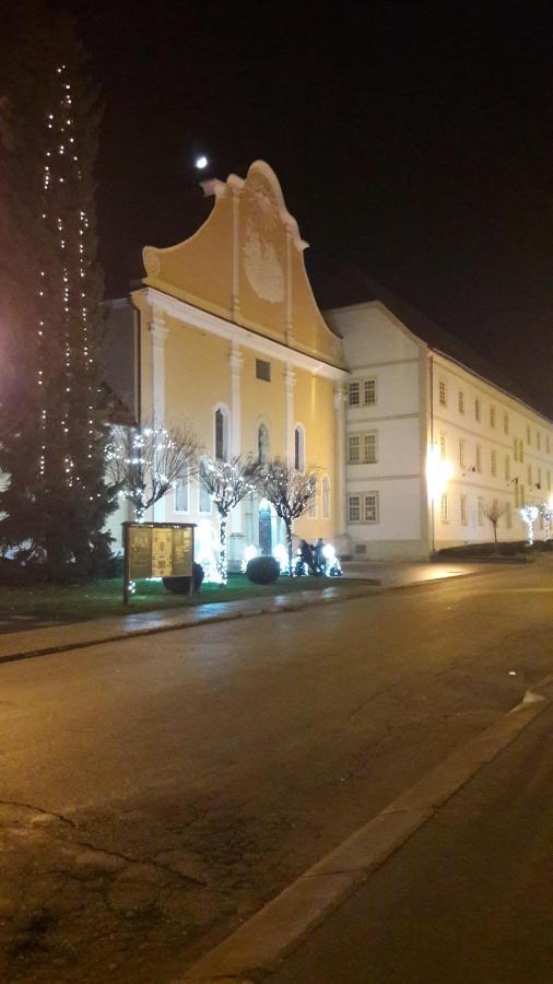 Studio apartman D&D Varazdin Bagian luar foto